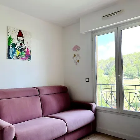 Apartment 5 Stars With Golf And Pool In Valbonne